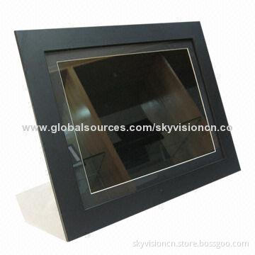 15-inch wooden digital photo frame, supports 1080p, wall mountable, auto-boot